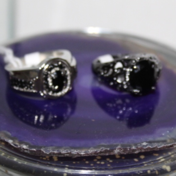 ⭐️FINAL SALE ITEM⭐️Bundle of Men's Black Sapphire Rings - Picture 5 of 7